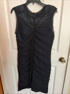 BCBGMaxAzria Black Sleeveless Ruched Midi Dress